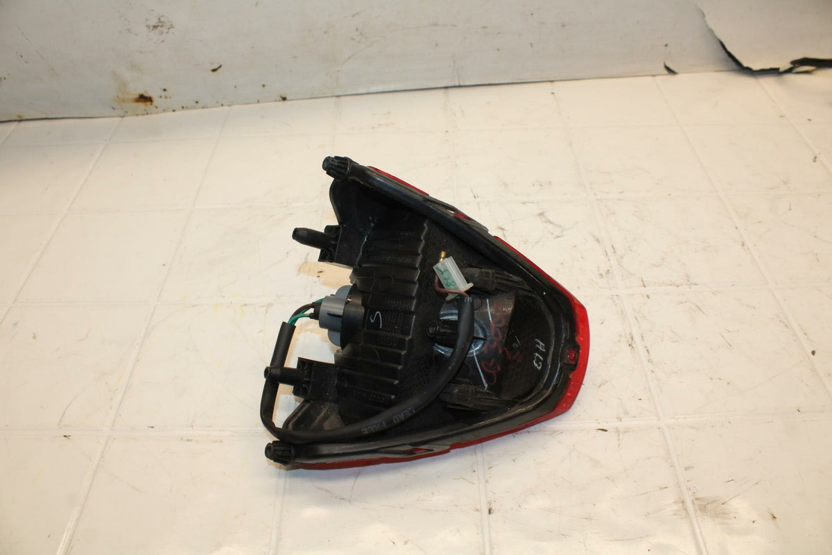15-16 HONDA CB300F REAR TAIL TAILLIGHT BACK BRAKE LIGHT BB05