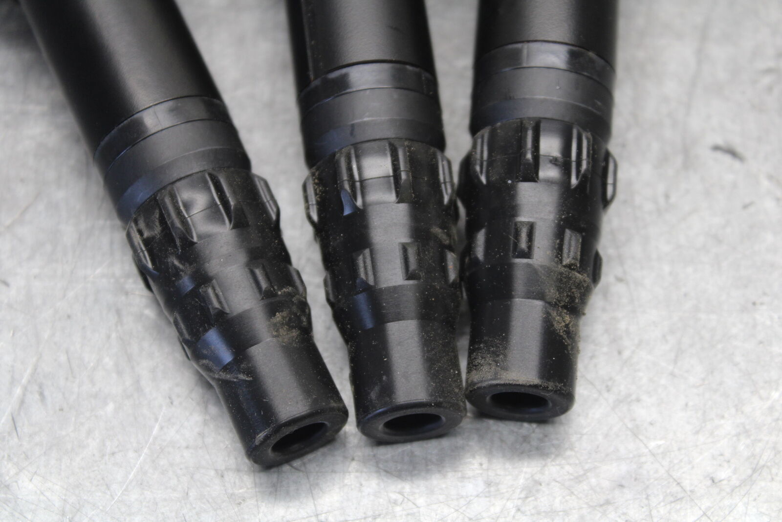 22-24 YAMAHA XSR900 IGNITION COILS COIL SPARK PLUG CAPS  BB683