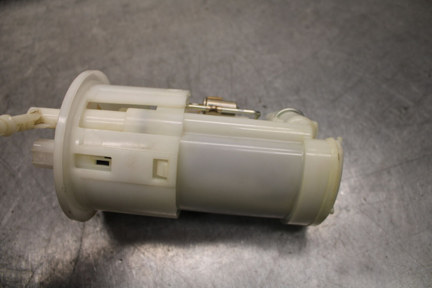 09-14 YAMAHA YZF R1 FUEL PUMP GAS PETROL SENDER UNIT 14B-13907-20-00 BB118