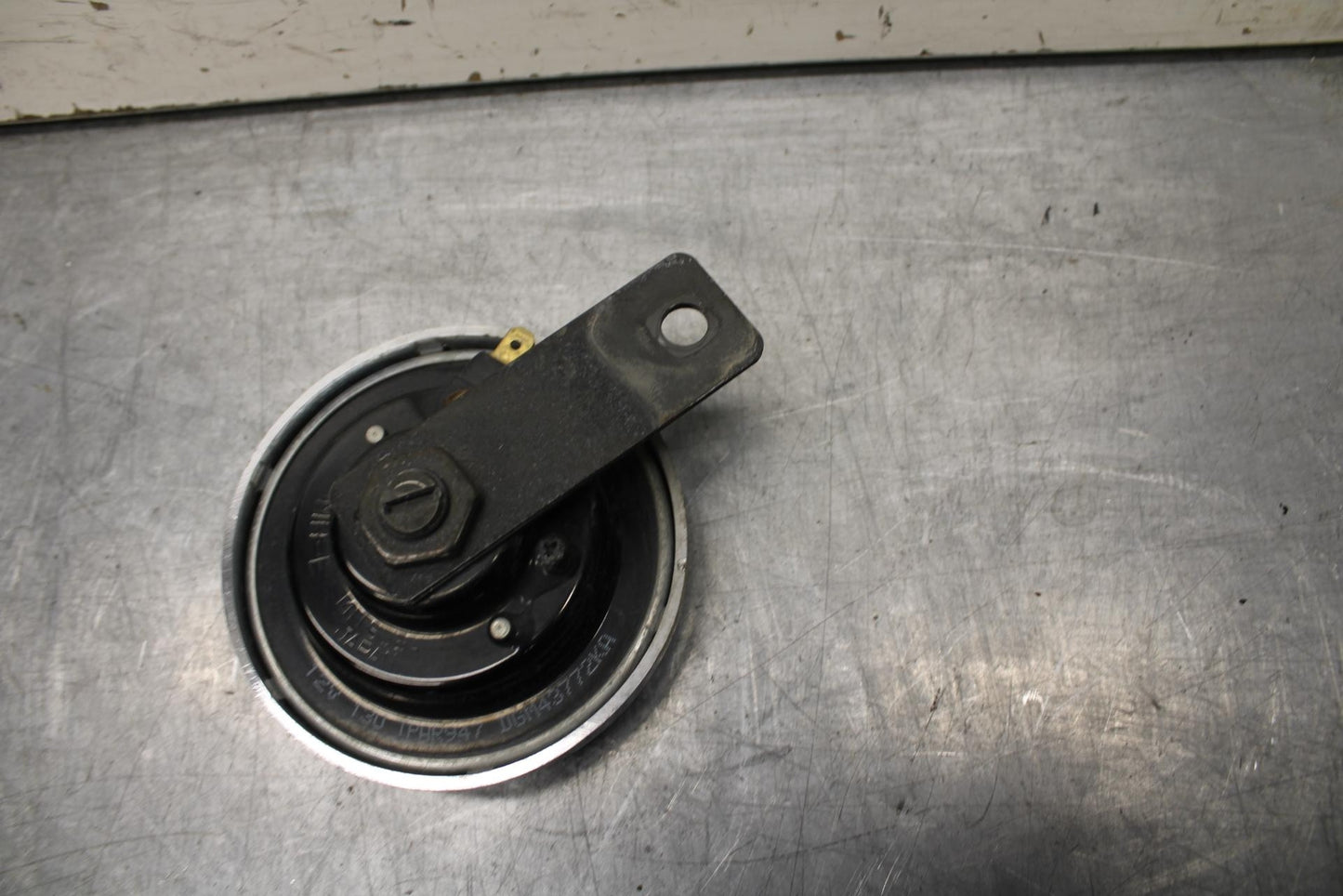 01-02 HONDA SHADOW SPIRIT 750 HORN SIGNAL BB632