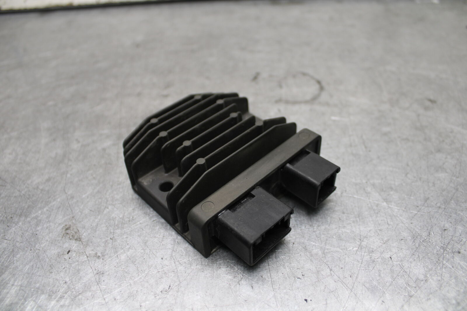 17-21 HONDA CBR1000RR SP RECTIFIER VOLTAGE REGULATOR BB681