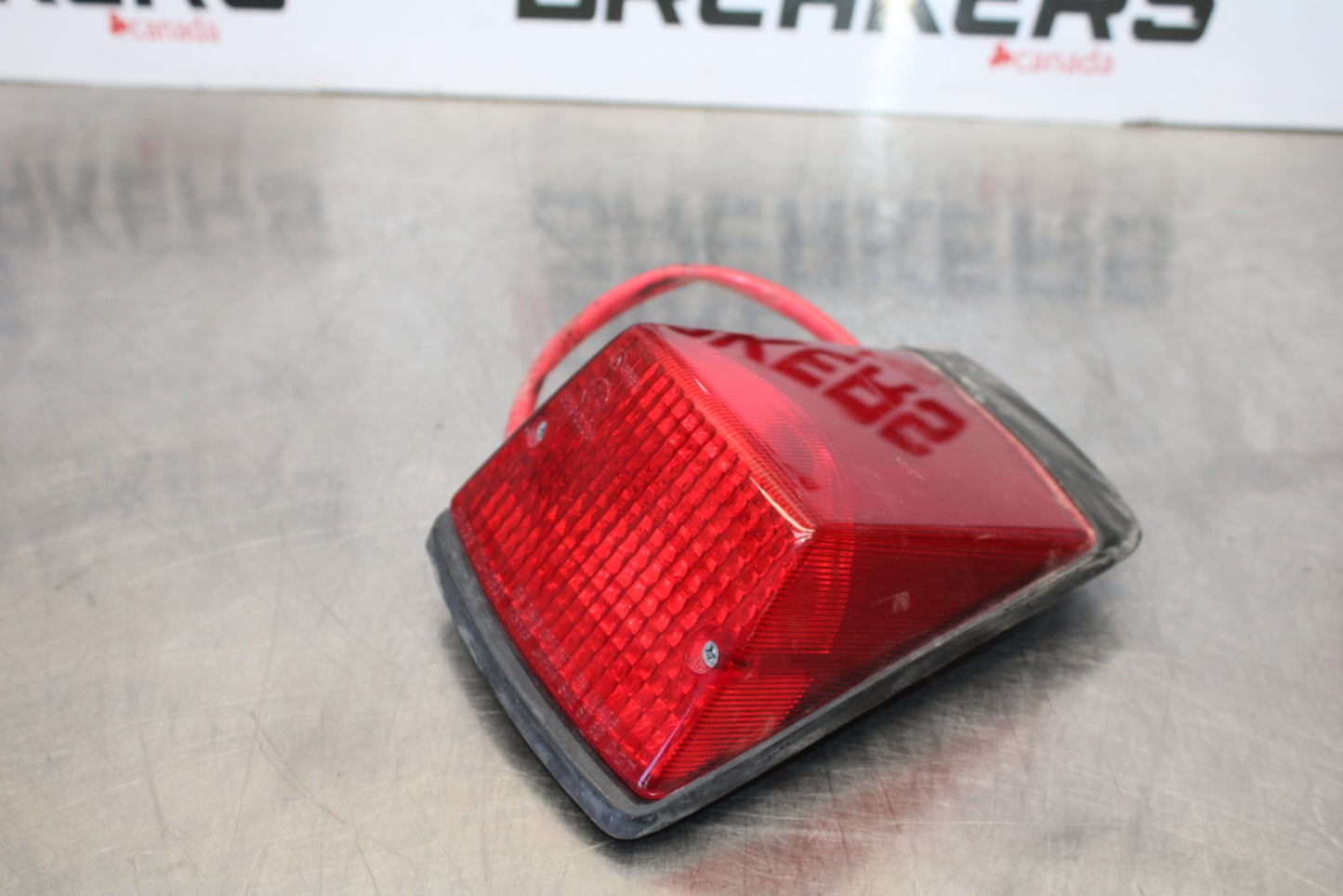 08-18 KAWASAKI KLR650 REAR TAIL TAILLIGHT BACK BRAKE LIGHT BB183