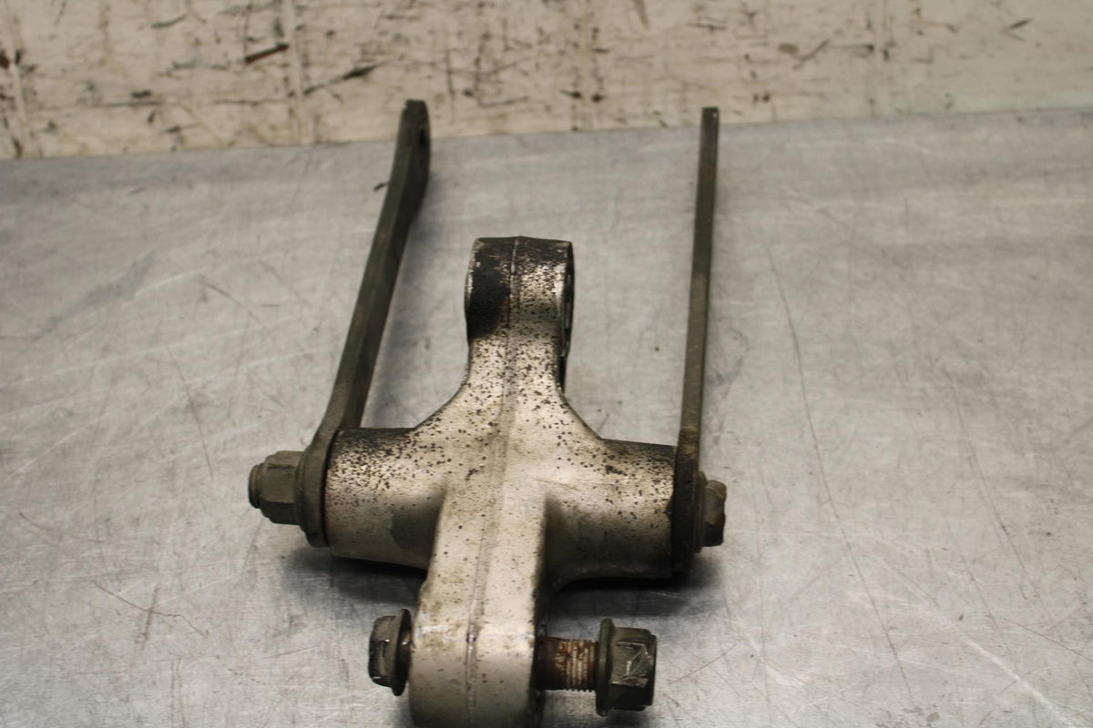 2004 Suzuki Intruder 1500 VL1500 REAR BACK SHOCK LINKAGE BB573