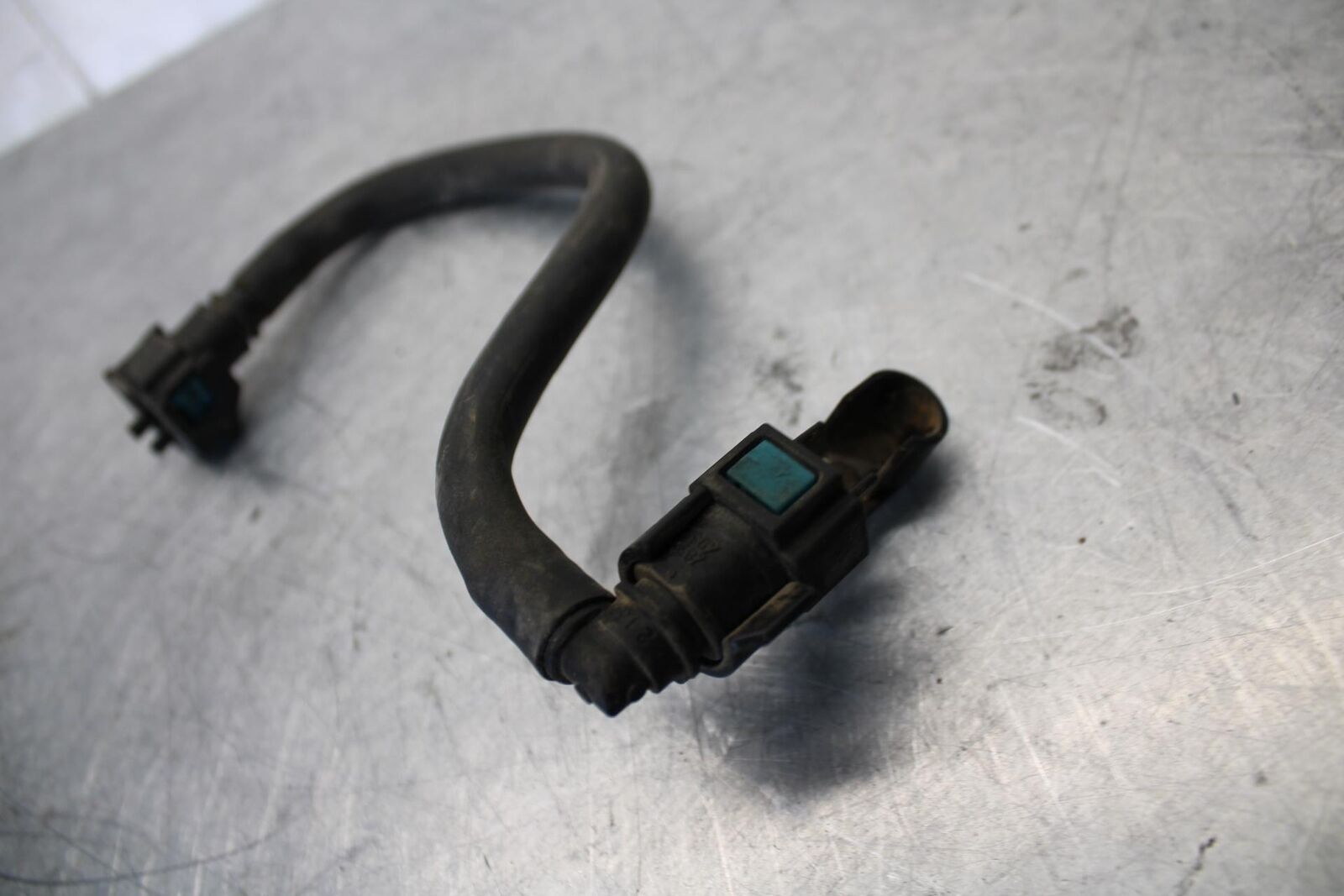 07-08 YAMAHA YZF R1 FUEL HOSE GAS LINE TUBE PIPE BB439