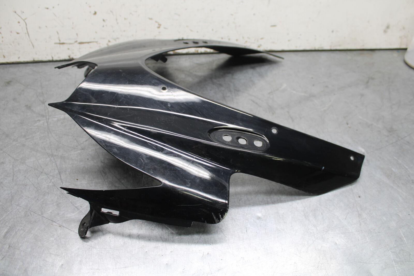 08-10 SUZUKI GSXR 600  FRONT UPPER NOSE FAIRING COWL SHROUD BB101