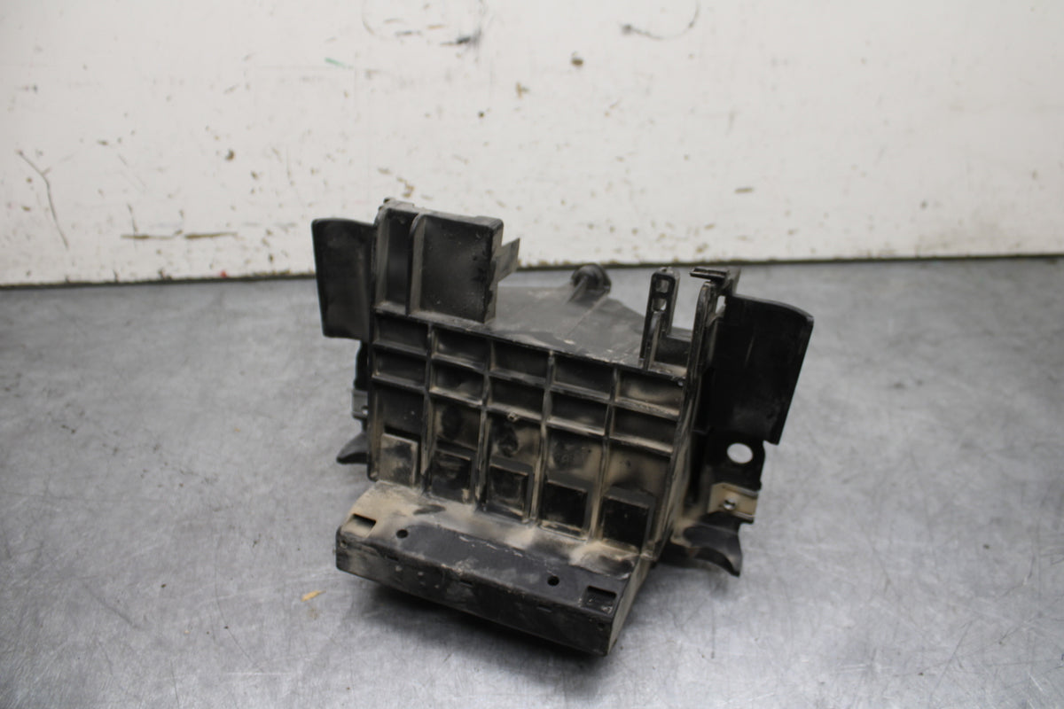 21-24 KTM 890 ADVENTURE R REAR BACK TAIL UNDERTAIL BATTERY TRAY PLASTIC BB723
