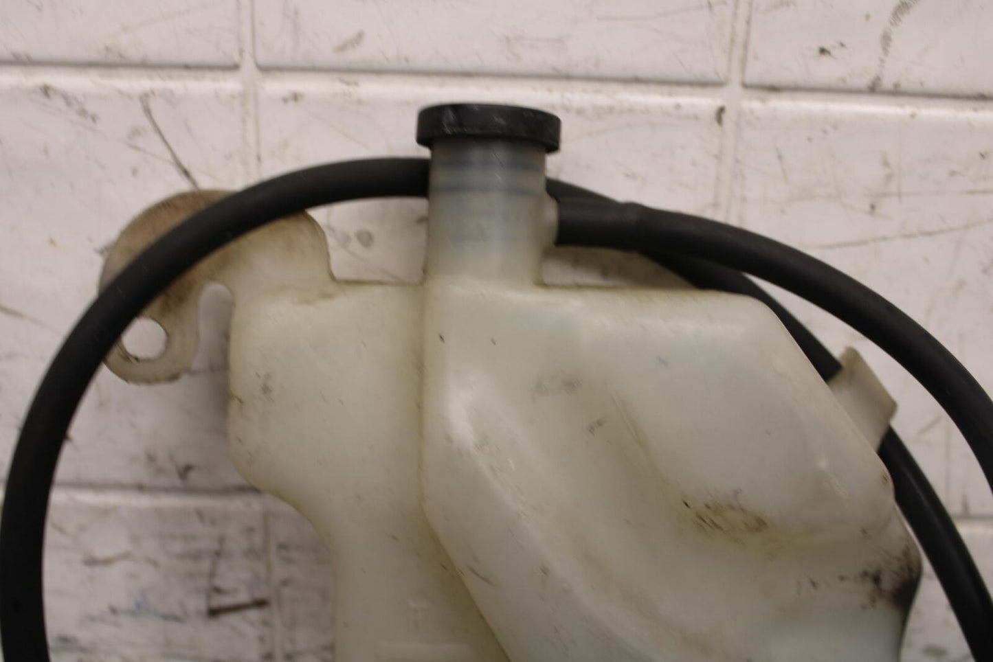 2006 Suzuki SV650S COOLANT WATER TANK RESERVOIR BOTTLE BB65