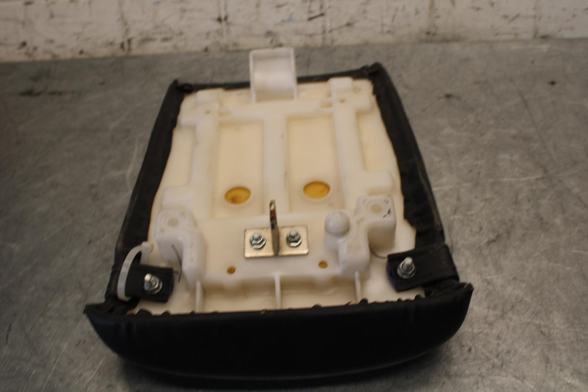 1998 Yamaha YZF R1 REAR BACK PASSENGER TANDEM SEAT PAD SADDLE PILLION BB53