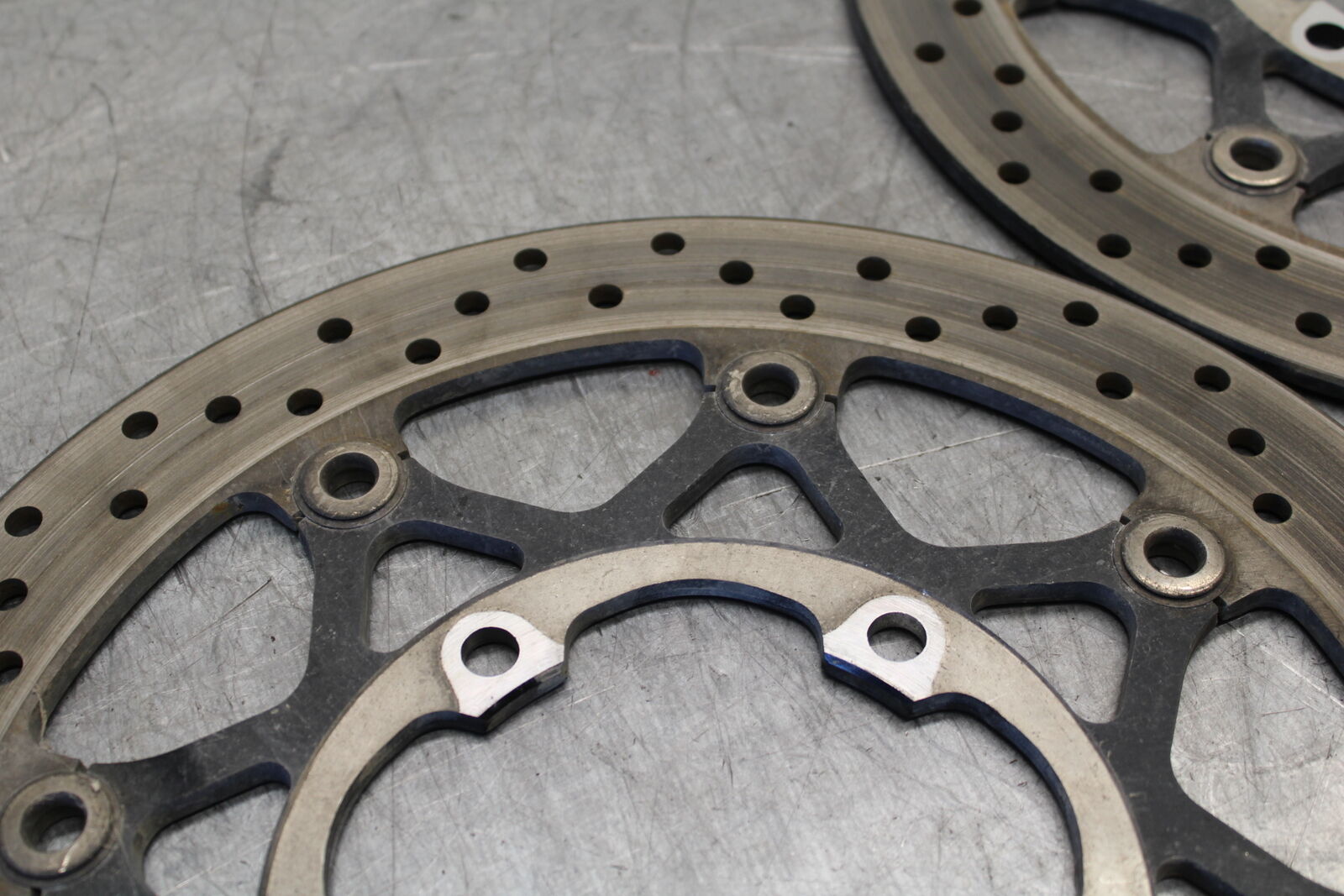 06-07 SUZUKI GSXR 600 FRONT LEFT RIGHT BRAKE ROTORS DISCS BB243