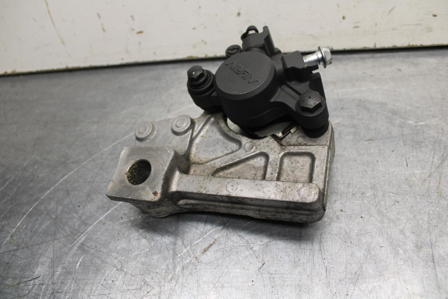 07-12 SUZUKI BANDIT GSF 650 F GSX650F/ REAR BACK BRAKE CALIPER BB90