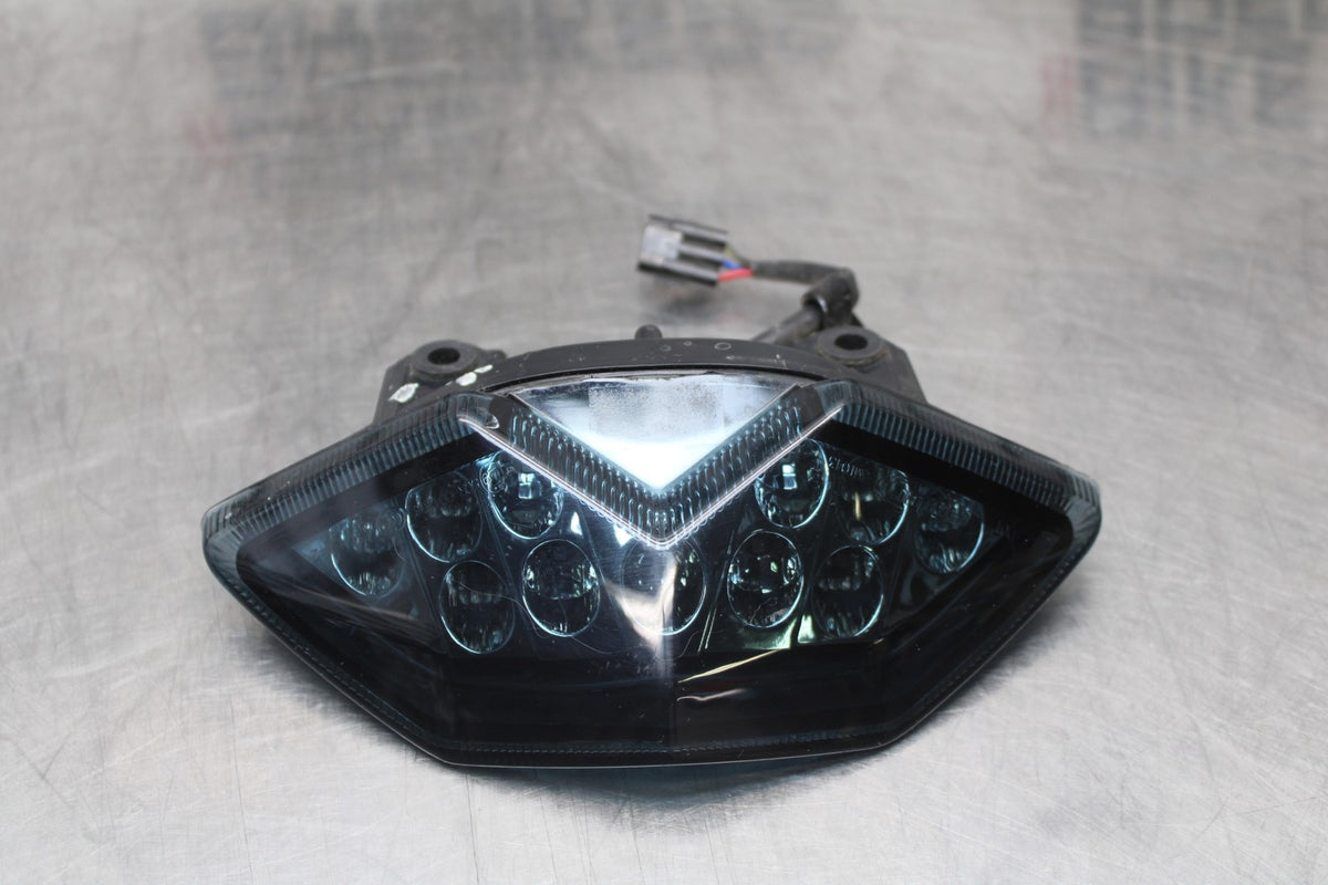 22 KAWASAKI NINJA 1000SX REAR TAIL TAILLIGHT BACK BRAKE LIGHT BB780