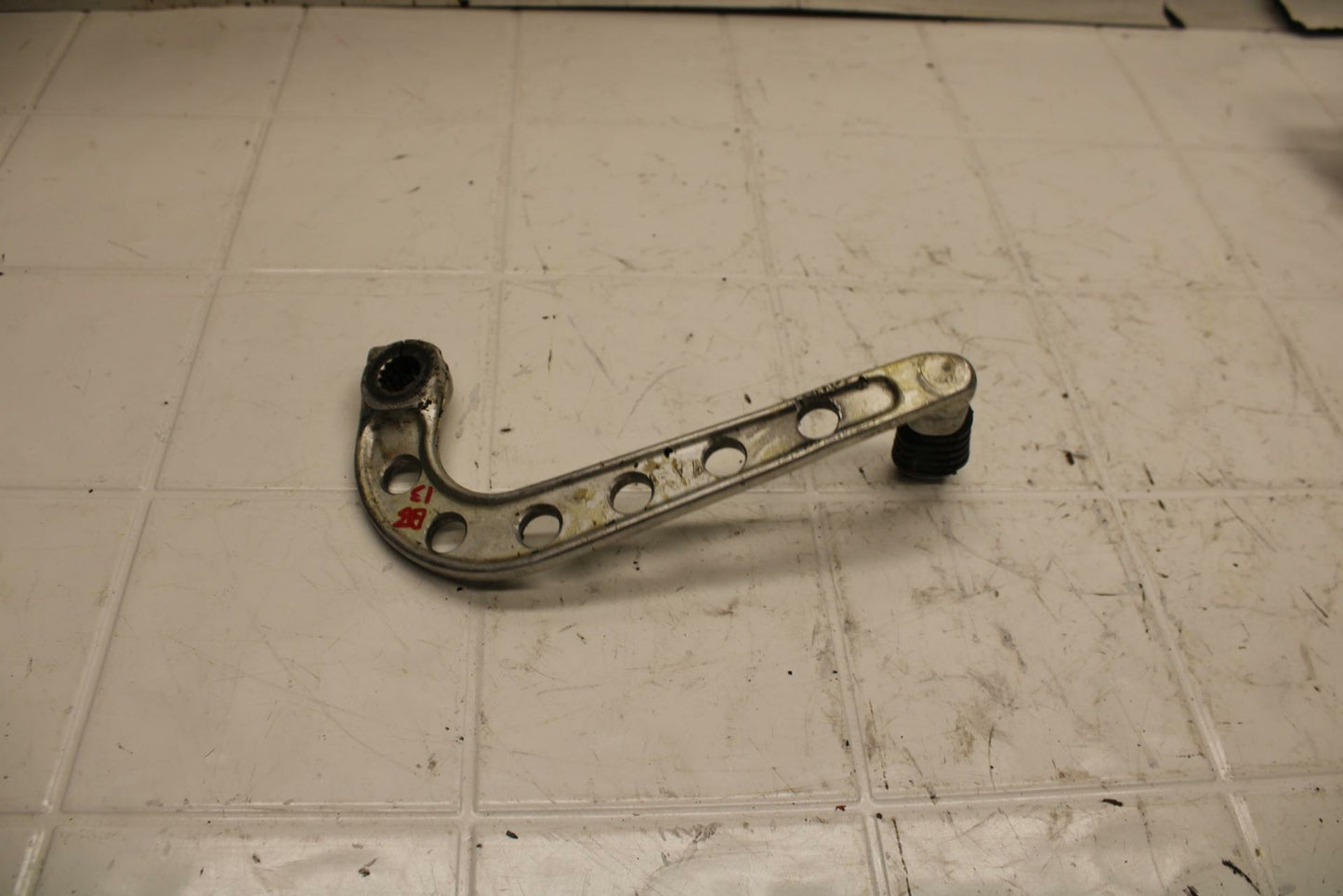 86 SUZUKI GSXR750 RIGHT REARSET BRAKE FOOT PEDAL BB10