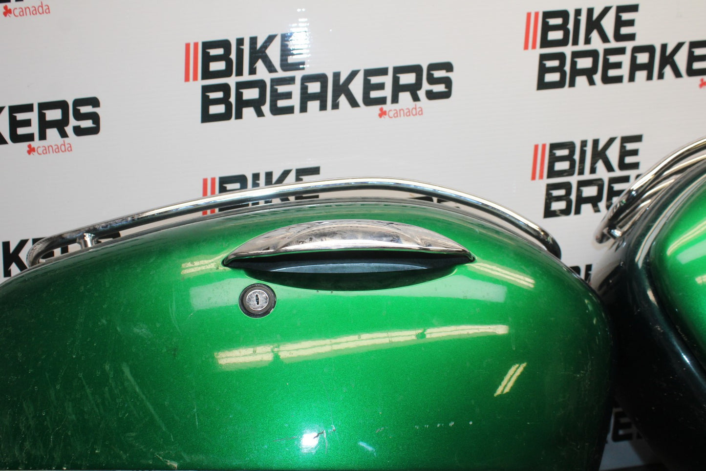 03-08 KAWASAKI VULCAN 1600 CARGO LUGGAGE SADDLEBAG BAG COMPARTMENT SET  BB196