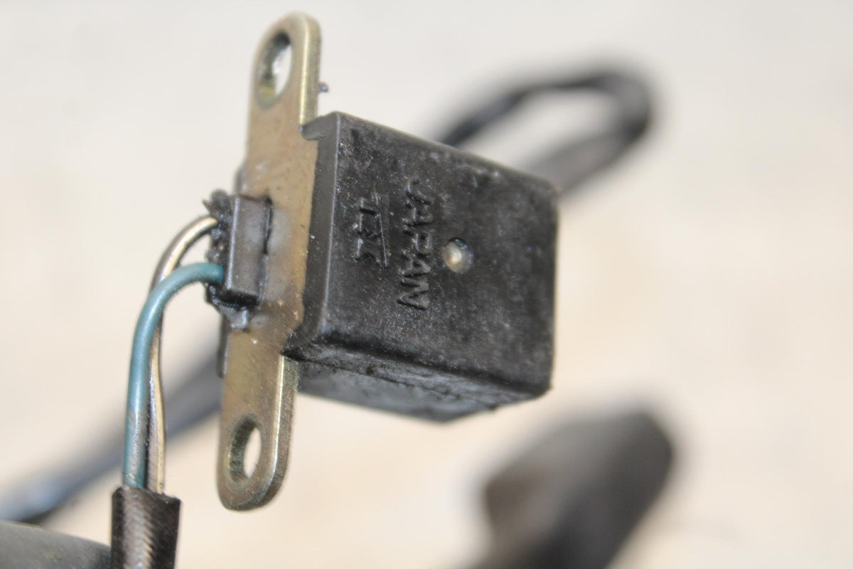 84-86 KAWASAKI GPZ900 CRANKSHAFT POSTION PICK UP SENSOR BB84