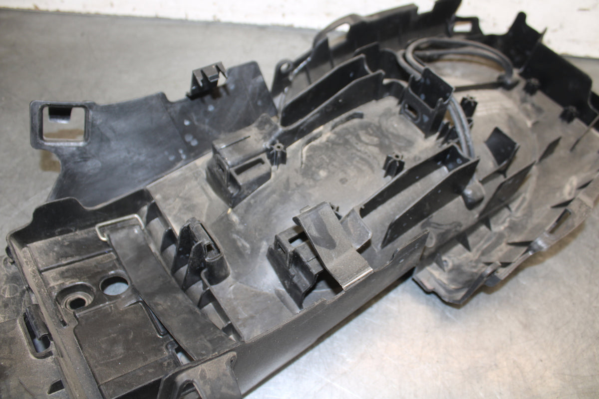 13-15 HONDA CBR500R REAR TAIL UNDERTAIL BATTERY TRAY PLASTIC 80105-MGZ-J00 BB704