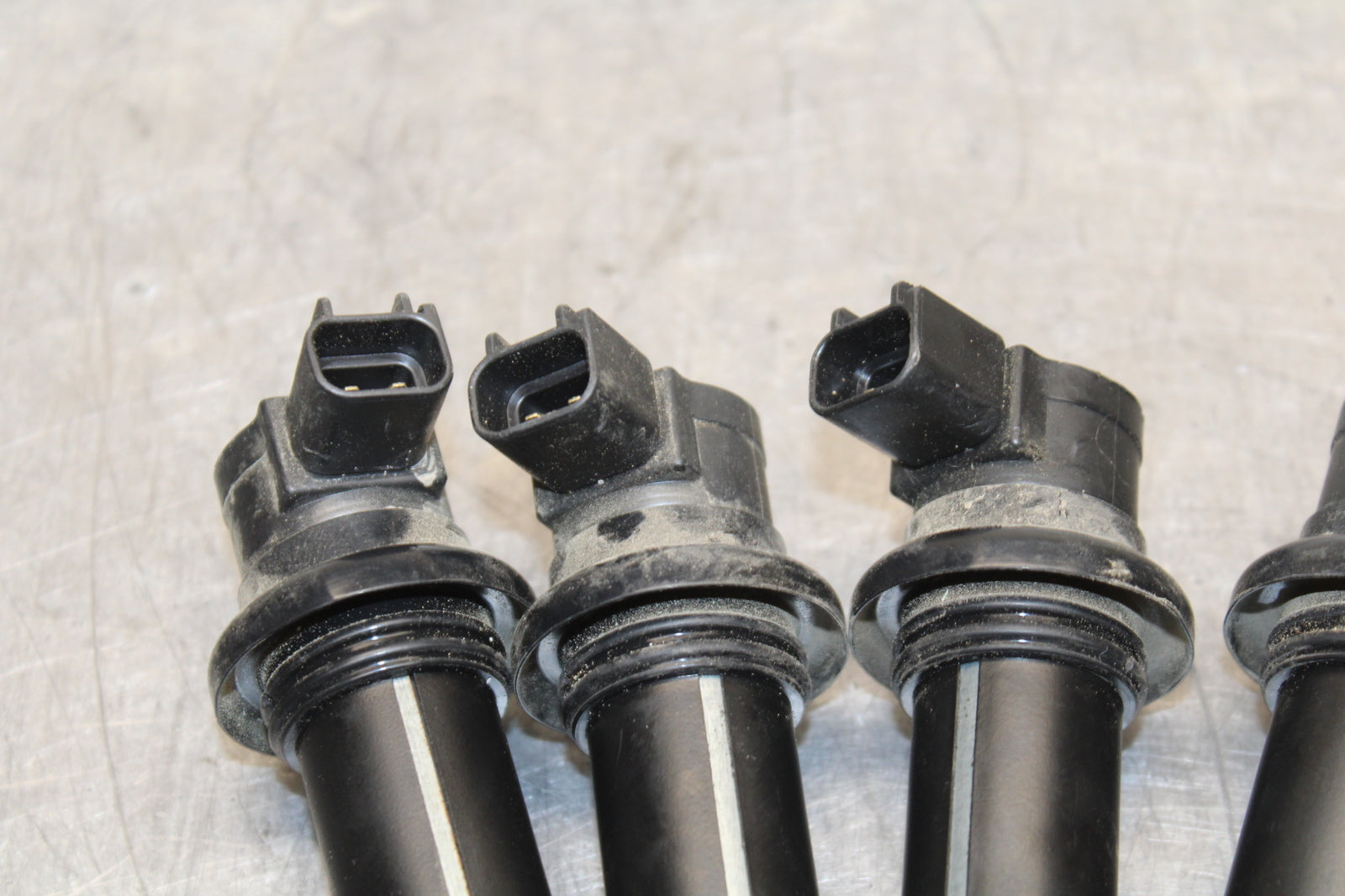 09-14 YAMAHA YZF R1 IGNITION COILS COIL SPARK PLUG CAPS BB119