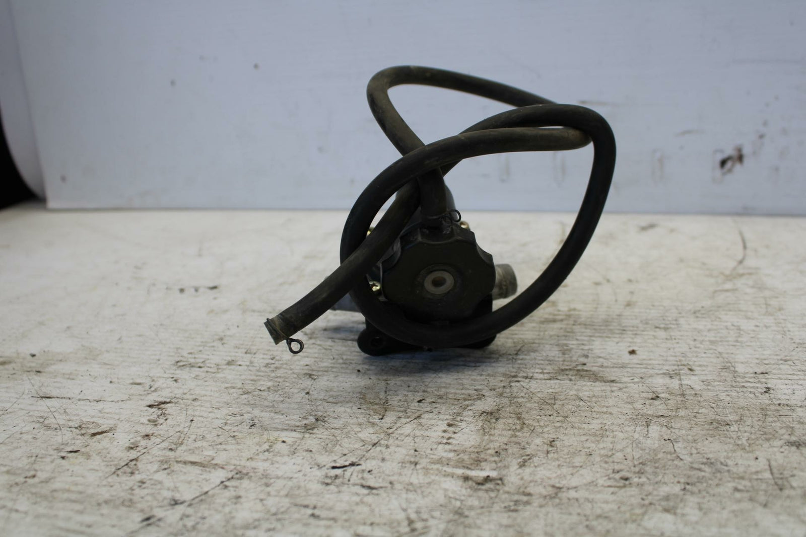 01 KAWASAKI VULCAN 1500 THERMOSTAT W HOUSING ASSEMBLY BB301