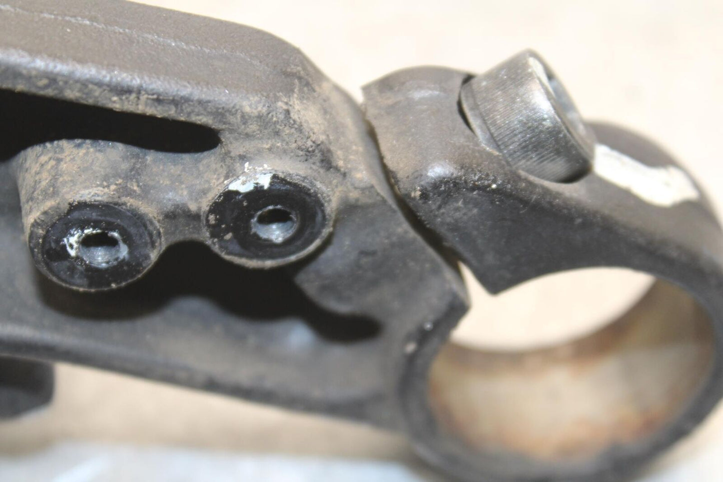 2009 Kawasaki Ninja 250R EX250J FRONT FORKS CLAMP LOWER TRIPLE TREE STEM BB87