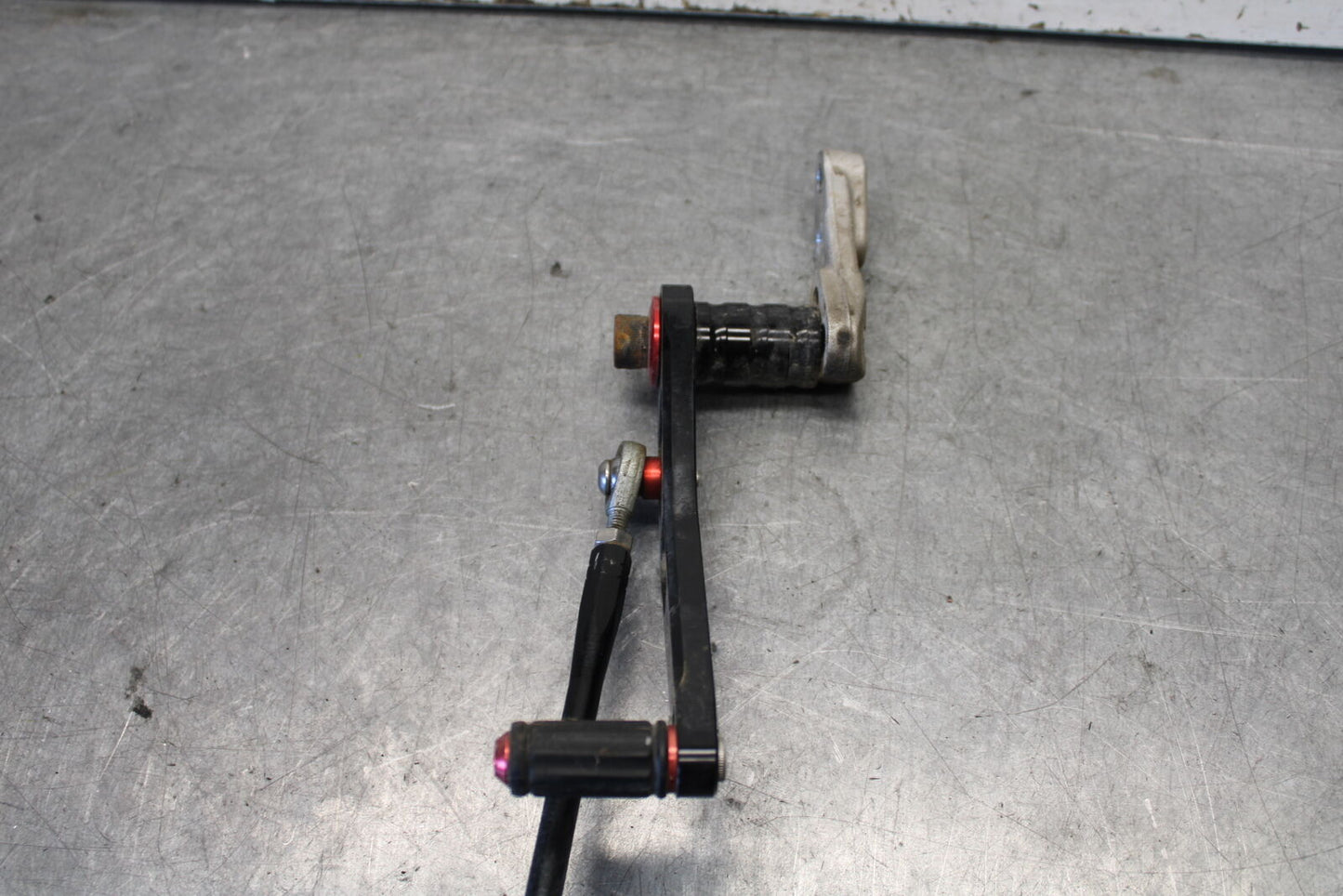 11-24 SUZUKI GSXR750 SHIFTER LINKAGE SHIFT LINK PEDAL BB687