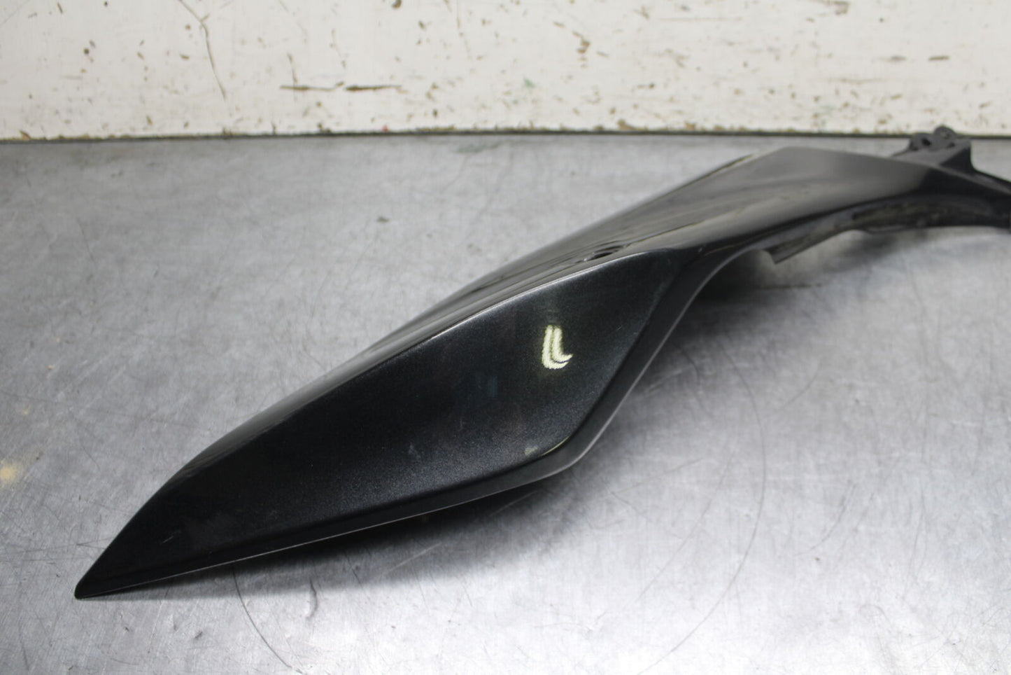 18-23 KAWASAKI NINJA 400 EX400 ABS LEFT REAR BACK TAIL FAIRING COWL SHROUD BB747