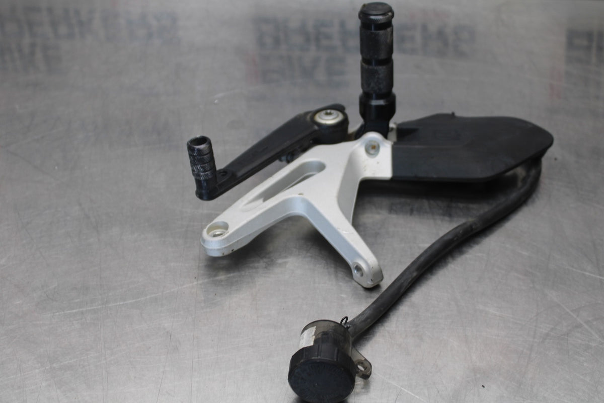 18-22 HUSQVARNA VITPILEN 701 RIGHT REARSET REAR SET DRIVER FOOT PEG REST BB198