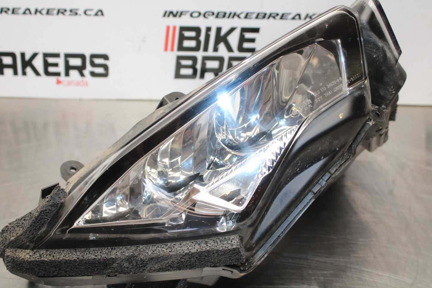 18-23 KAWASAKI NINJA 400 EX400 ABS FRONT HEADLIGHT HEAD LIGHT LAMP BB177