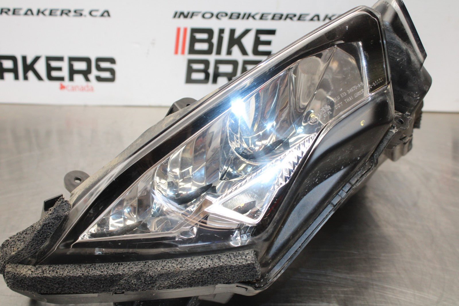 18-23 KAWASAKI NINJA 400 EX400 ABS FRONT HEADLIGHT HEAD LIGHT LAMP BB177