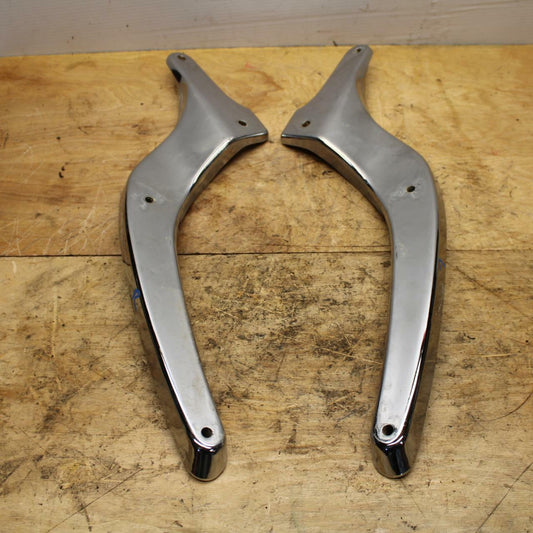 05-09 SUZUKI BOULEVARD C90 REAR PASSENGER FENDER GRAB RAILSET BB332