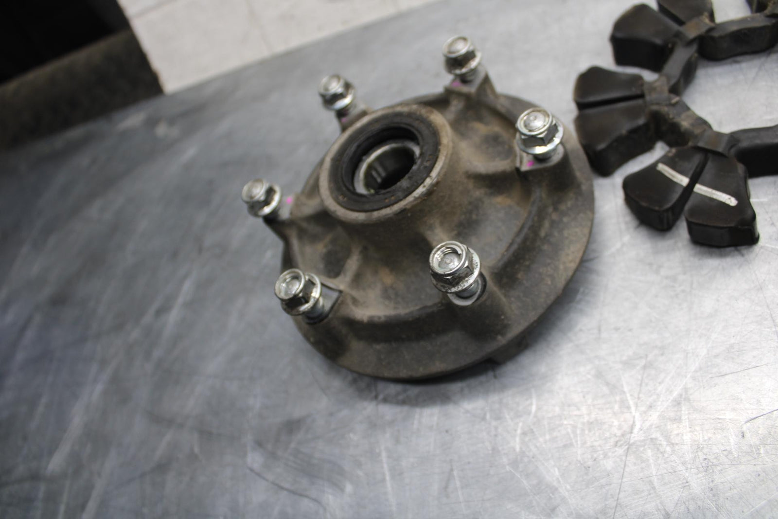 2013 Kawasaki Ninja 300 EX300B ABS REAR HUB SHOCK DAMPERS CUSH ABSORBERS BB518