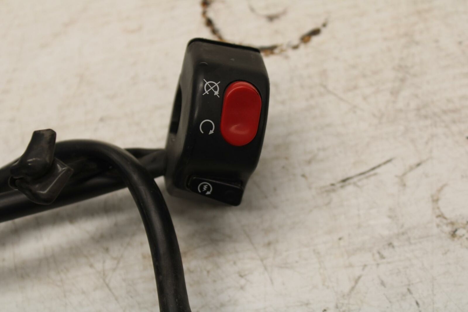 07-16 TRIUMPH STREET TRIPLE RIGHT CLIP ON HANDLE KILL OFF START SWITCH BB361