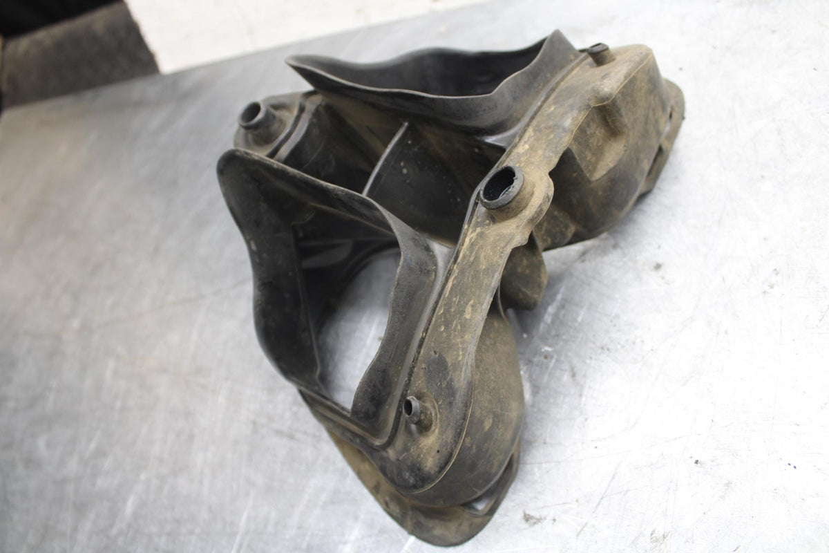 2007 Honda CBR600RR AIR INTAKE GRILL RUBBER DUCT BB42