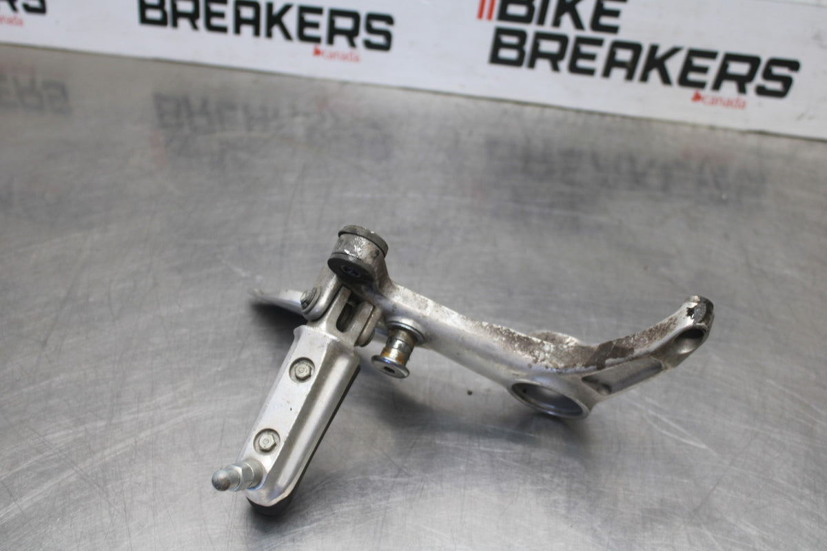 98-05 HONDA SUPER HAWK 1000 VTR1000F LEFT REARSET REAR SET DRIVER FOOT PEG BB924