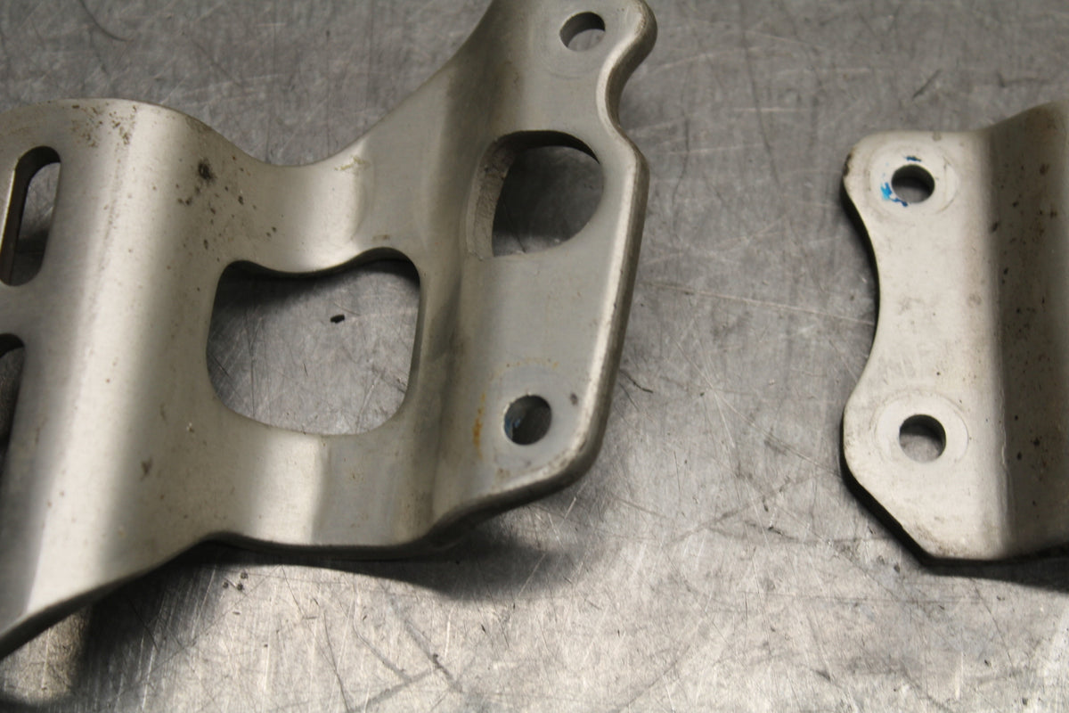 08-09 YAMAHA YZF R6S REARSET REAR SET HEEL GUARD COVER SET BB115