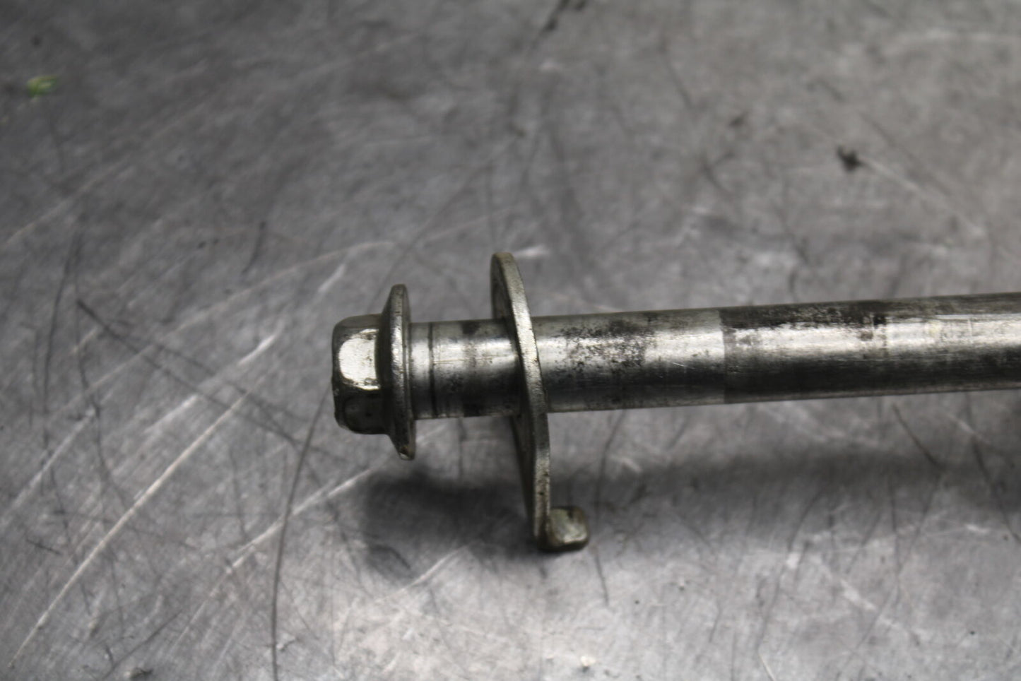 15-16 HONDA CB300F REAR AXLE BACK WHEEL RIM PIVOT BOLT AXEL BB740