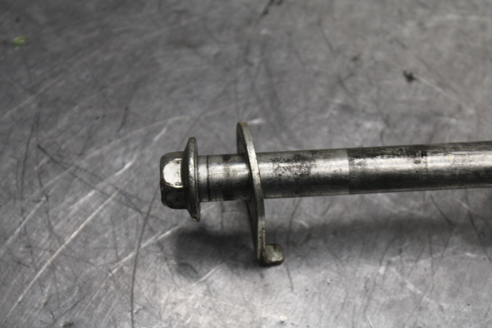 15-16 HONDA CB300F REAR AXLE BACK WHEEL RIM PIVOT BOLT AXEL BB740