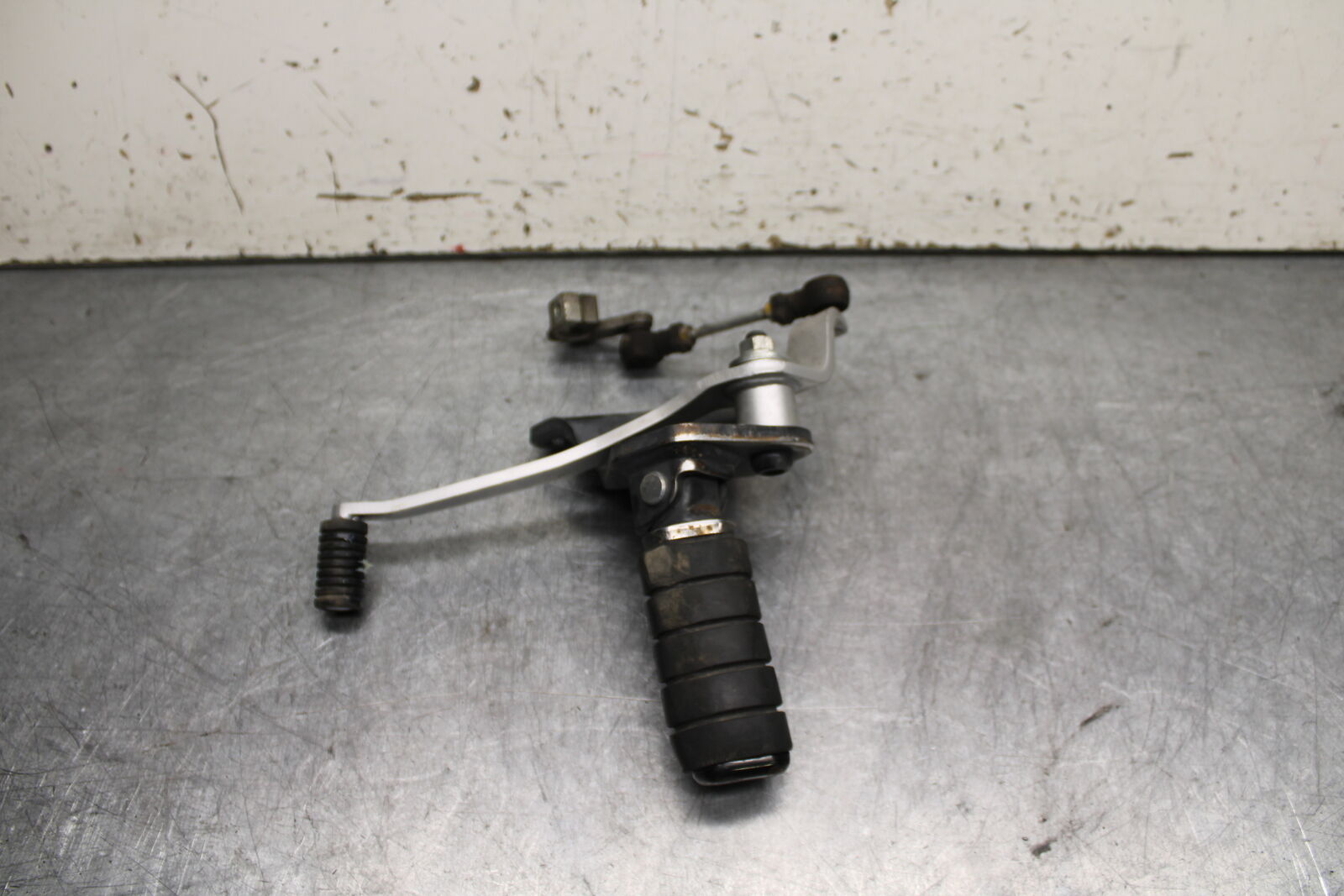 10-13 HONDA SHADOW RS 750 VT750RS LEFT FRONT FOOT PEG /W SHIFTER BB718