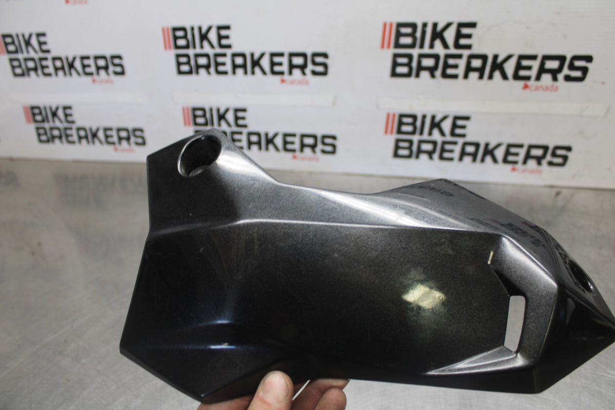 25 KAWASAKI Z900 LEFT RIGHT LOWER BOTTOM BELLY SIDE FAIRING COWL BB928