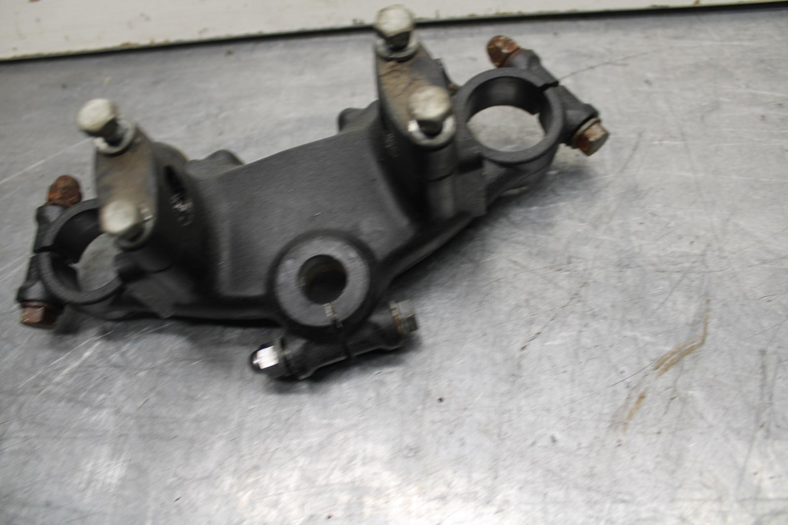 80-81 SUZUKI GS1000G FORKS UPPER TRIPLE TREE CLAMP BB91
