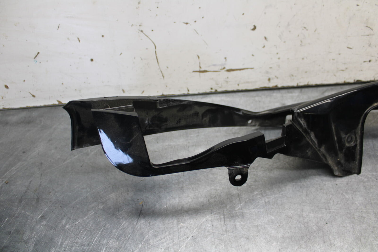 08-10 SUZUKI GSXR750 LEFT REAR BACK TAIL FAIRING COWL SHROUD BB476