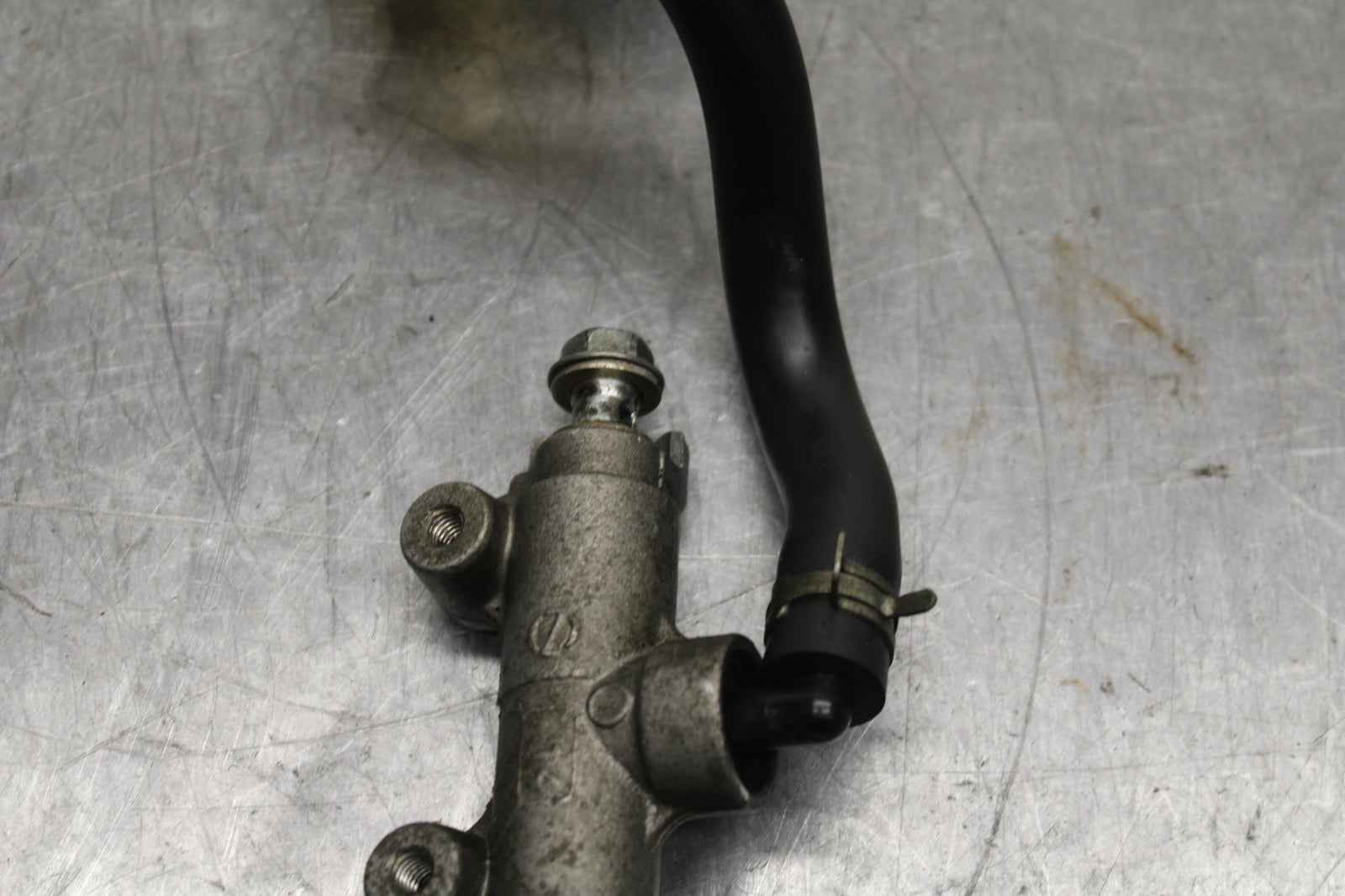 08-10 SUZUKI GSXR 600 REAR BACK BRAKE MASTER CYLINDER W RESERVOIR BB116