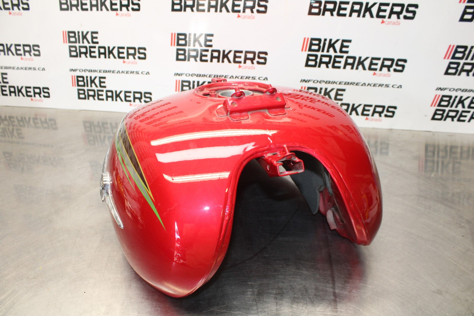 03 KAWASAKI VULCAN 1500 VN1500P MEAN STREAK GAS TANK FUEL PETROL RESERVOIR BB00