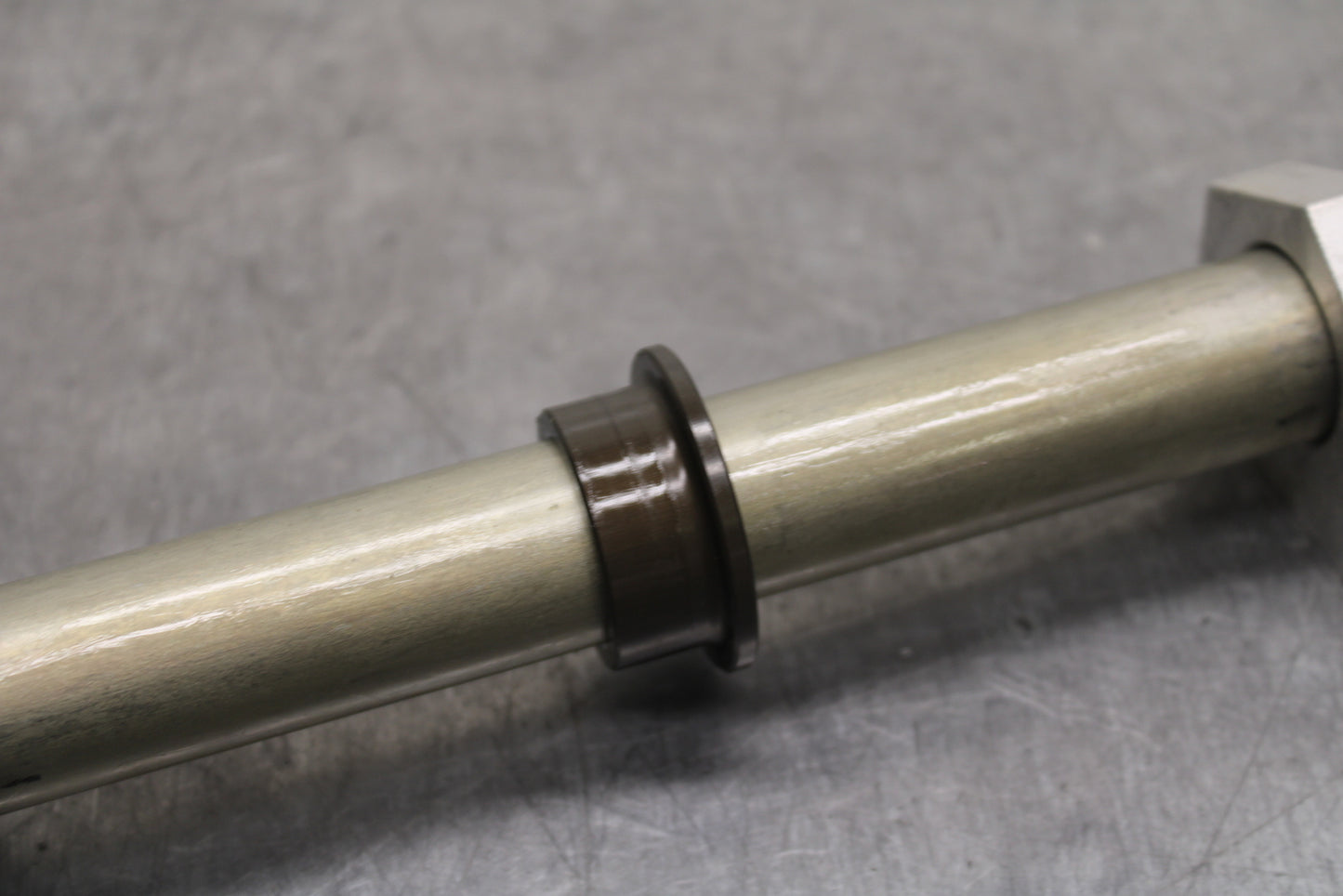 12-25 KAWASAKI NINJA ZX14R NEW!! REAR AXLE BACK WHEEL RIM PIVOT BOLT AXEL BB757