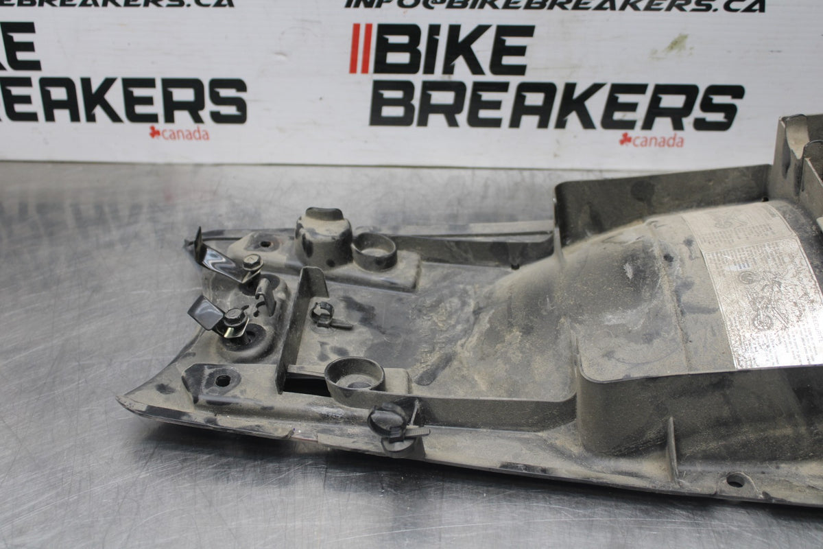07 KAWASAKI NINJA 650 EX650 REAR BACK TAIL UNDERTAIL FAIRING COWL FENDER BB844