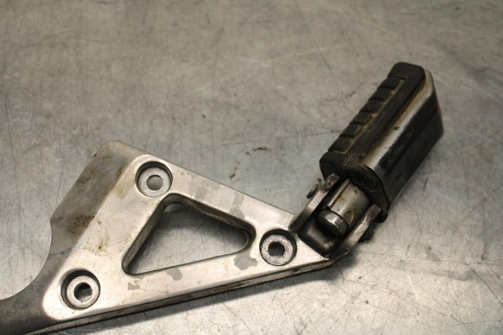 1985 Honda Shadow 500 VT500C REAR FOOT RESTS PEGS STEPS SET PAIR BB615