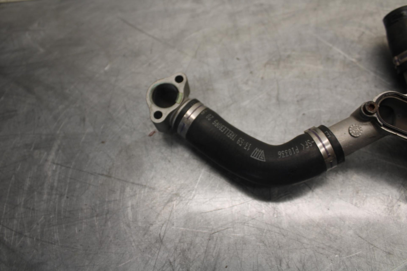 2010 Aprilia RSV1000R ENGINE WATER COOLANT PUMP COVER BB513