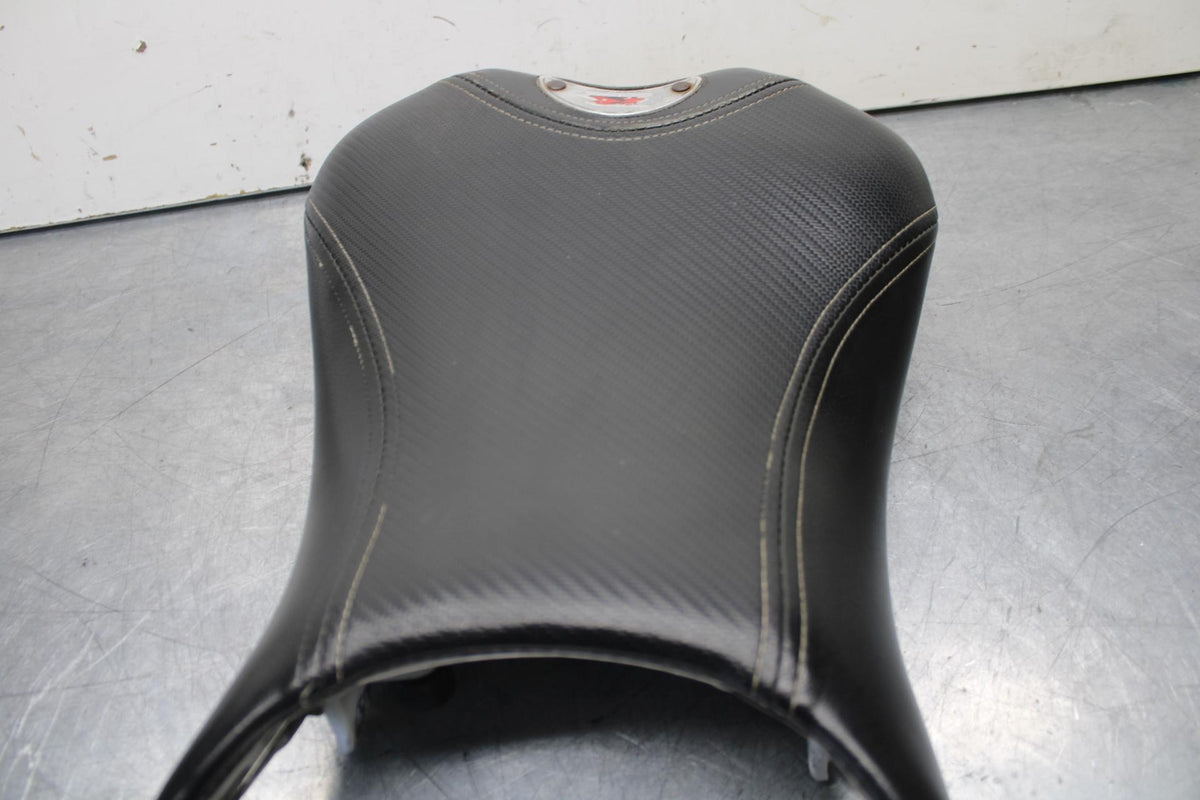 06-07 SUZUKI GSXR750 AFTERMARKET FRONT DRIVERS SEAT PAD SADDLE  BB613