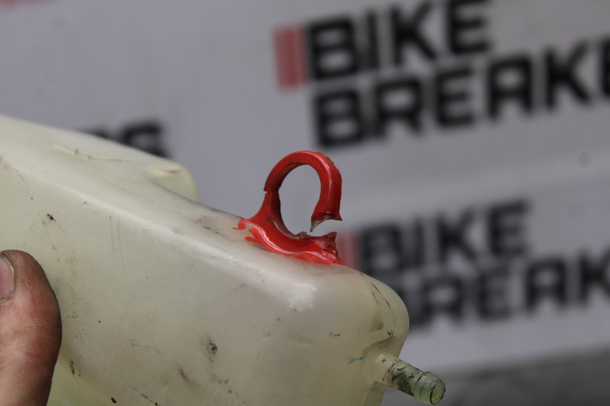 08 KAWASAKI NINJA ZX10R COOLANT WATER TANK RESERVOIR BOTTLE BB902