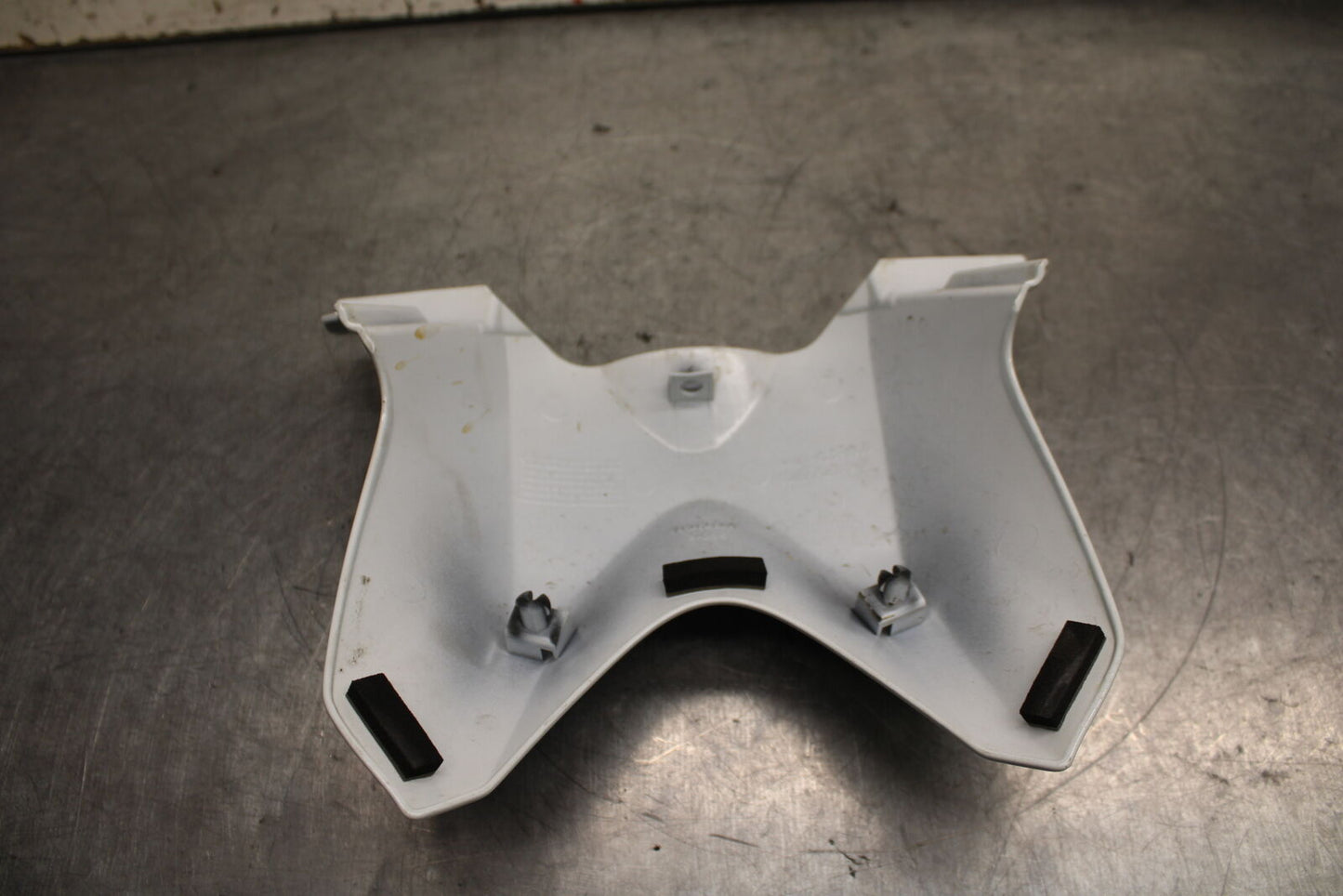 15-16 HONDA CB300F FRONT GAS TANK FUEL CELL FAIRING COWL COVER TRIM BB740