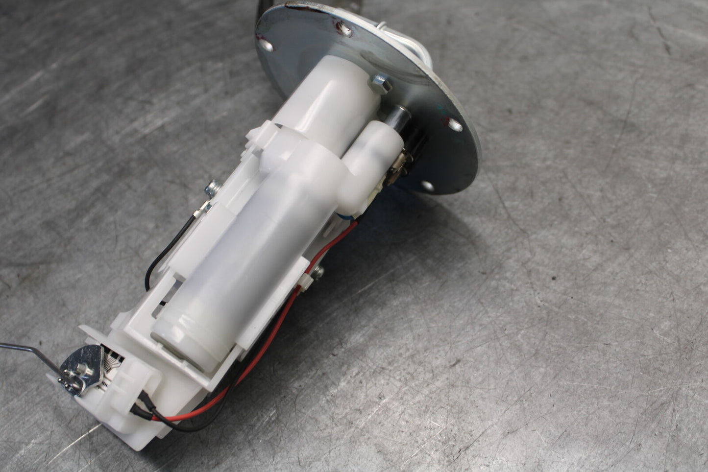 18-23 KAWASAKI NINJA 400 FUEL PUMP GAS PETROL SENDER UNIT BB660