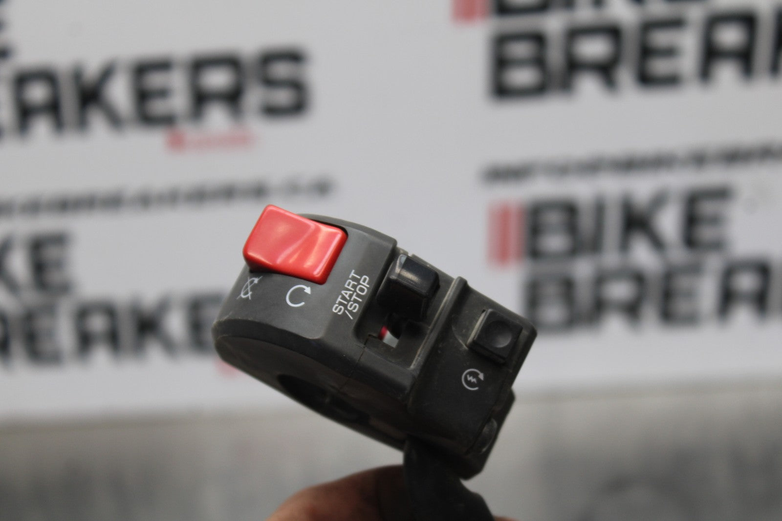 07-08 KAWASAKI NINJA ZX6R RIGHT CLIP ON HANDLE KILL OFF START SWITCH  BB203